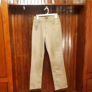 CASLON SIZE 6L Tan Straight-Leg Jeans